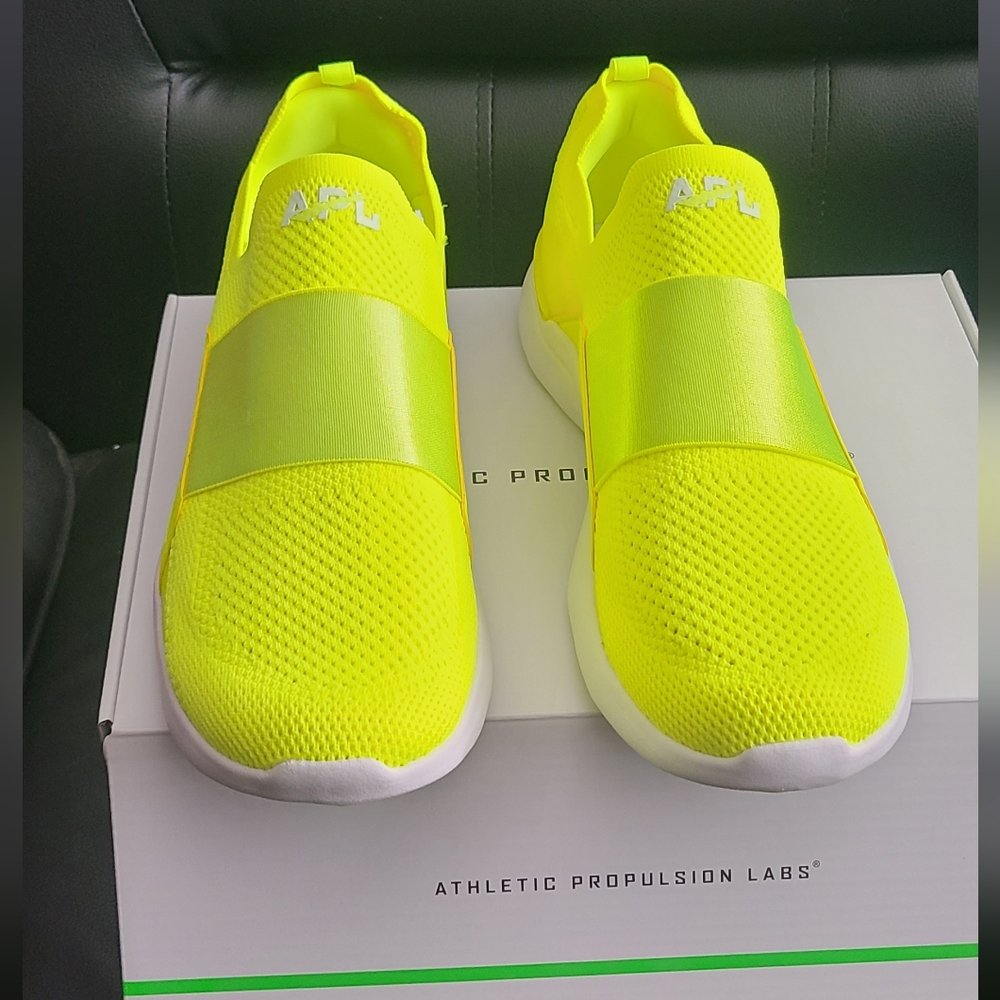 APL Brand New in Box Mens Techloom Bliss shoes Size 11.5
